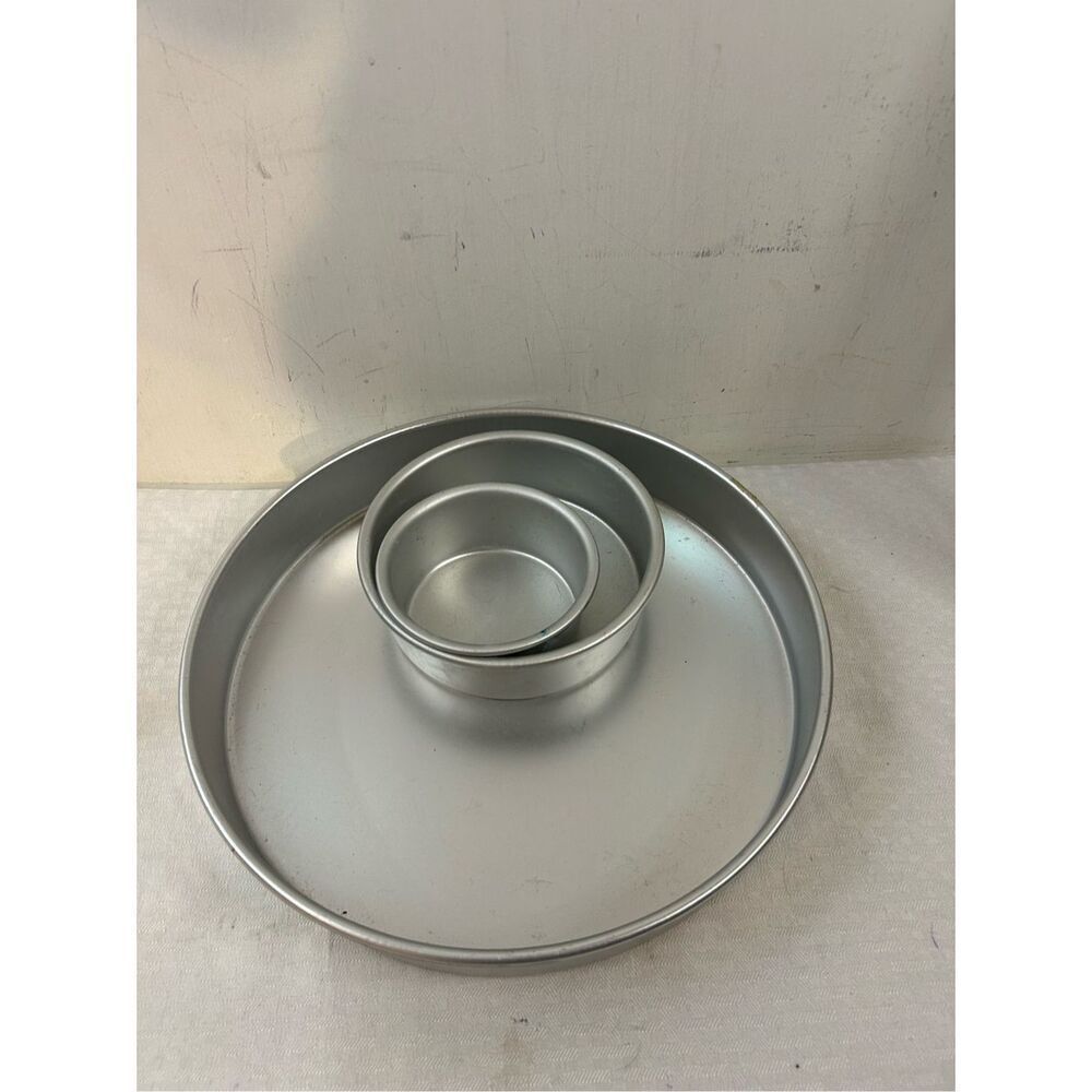3 Wilton stainless cake‎ round pans 12" 6" 4"